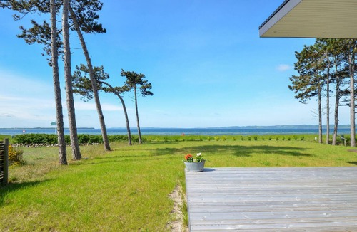 Vibæk Strand House | Gorgeous home in Ebeltoft with WiFi