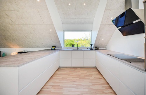 Syddjurs Kommune House | Gorgeous home in Ebeltoft with kitchen