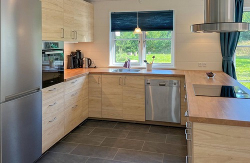 Femmøller House | Gorgeous home in Ebeltoft with kitchen