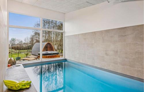 Øer Strand House | Gorgeous Home In Ebeltoft With Kitchen