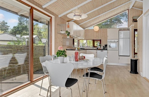 Lystrup House | Gorgeous home in Egå with WiFi