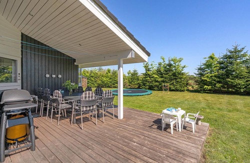 Krejbjerg House | Gorgeous home in Ejstrupholm with WiFi