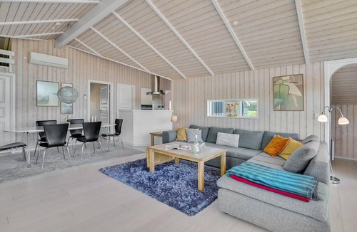 Krejbjerg House | Gorgeous home in Ejstrupholm with sauna