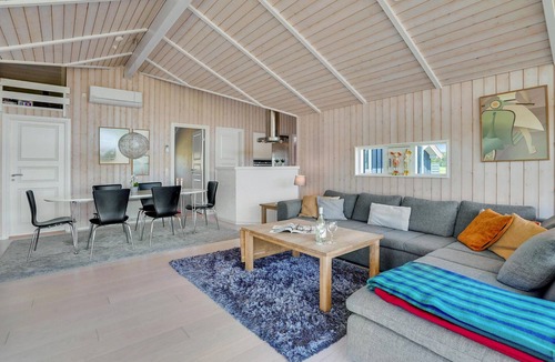 Krejbjerg House | Gorgeous home in Ejstrupholm with sauna