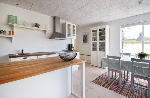 Krejbjerg House | Gorgeous home in Ejstrupholm with WiFi