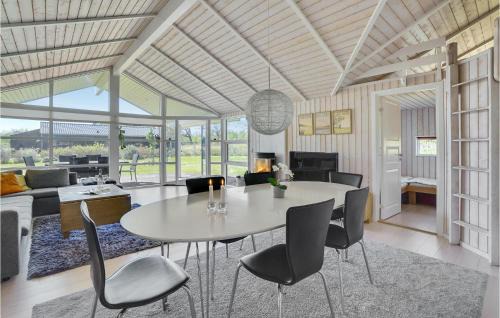 Krejbjerg House | Gorgeous Home In Ejstrupholm With Sauna