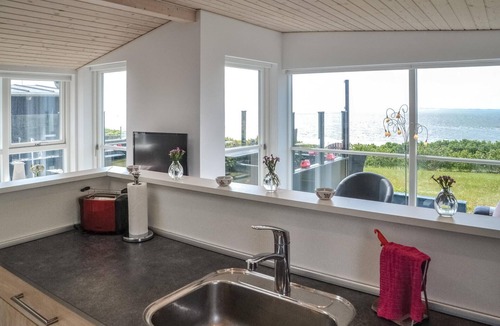 Hjerting House | Gorgeous home in Esbjerg V with house sea view