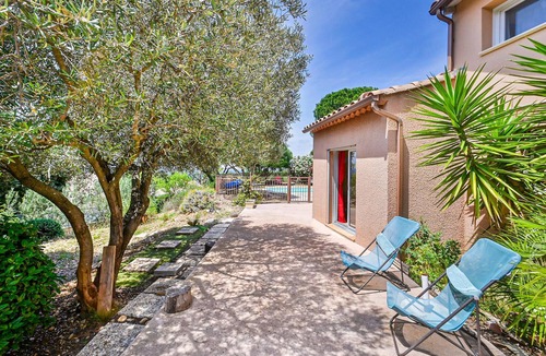 Eyragues House | Gorgeous home in Eyragues