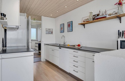 Bøjden House | Gorgeous home in Faaborg with kitchen