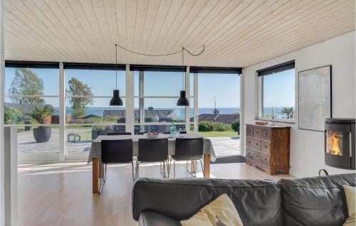 Bøjden House | Gorgeous Home In Faaborg With Kitchen