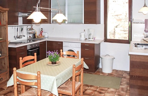 Faugeres House | Gorgeous home in Faugères with WiFi
