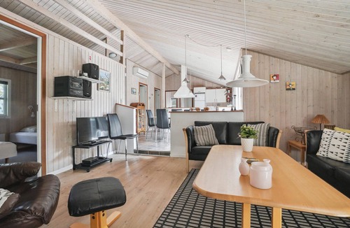 Torup Strand House | Gorgeous home in Fjerritslev with sauna