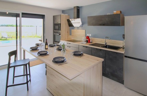 Sauzet House | Gorgeous home in Cléon d'Andran