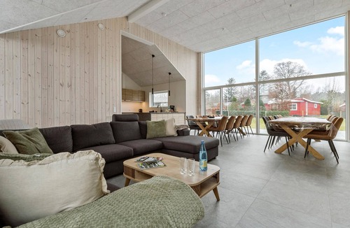 Fjellerup House | Gorgeous home in Glesborg with sauna