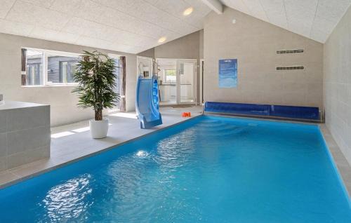 Fjellerup House | Gorgeous Home In Glesborg With Sauna
