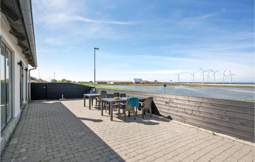 Bønnerup Strand House | Gorgeous Home In Glesborg With Wifi