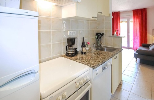 Grospierres House | Gorgeous home in Grospierres with WiFi
