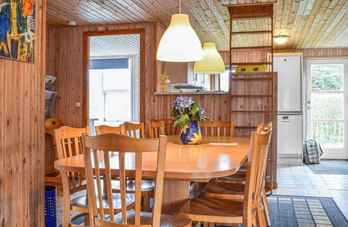 Udsholt House | Gorgeous home in Græsted with sauna