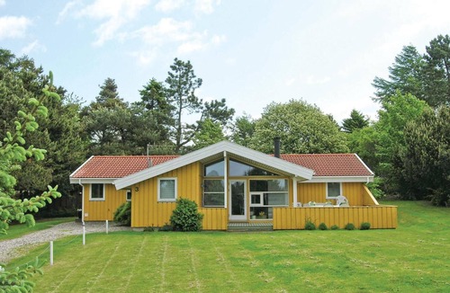 Udsholt House | Gorgeous home in Græsted with sauna