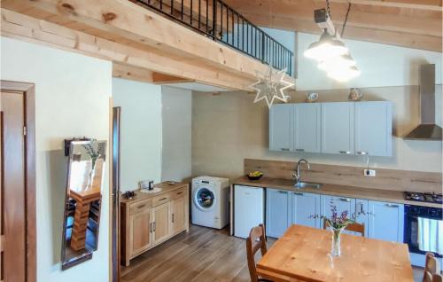 Groznjan Apartment | Gorgeous Home In Groznjan With Wi-Fi