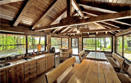 Kraljevec Sesvetski House | Gorgeous Home In Gustelnica With Sauna