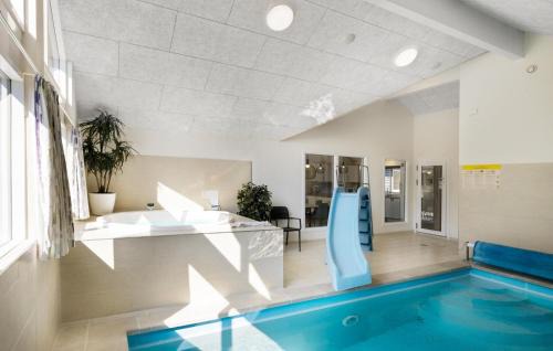 Hojby House | Gorgeous Home In Højby With Sauna