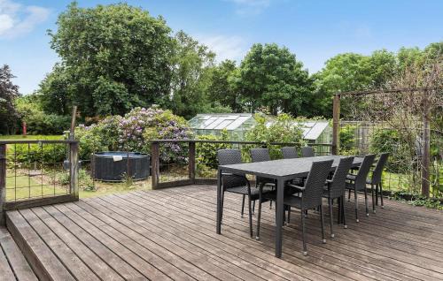 Hojslev House | Gorgeous Home In Højslev With Wifi