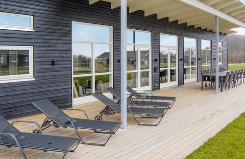 Fynshav House | Gorgeous home in Haderslev with kitchen