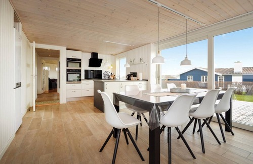 Vikær Strand House | Gorgeous home in Haderslev with WiFi