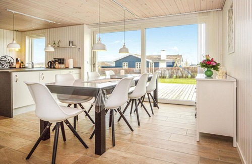 Vikær Strand House | Gorgeous home in Haderslev with WiFi