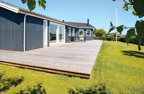 Vikær Strand House | Gorgeous home in Haderslev with WiFi