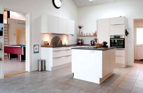 Flovt Strand House | Gorgeous home in Haderslev with WiFi