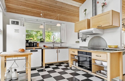 Aarosund House | Gorgeous home in Haderslev with sauna