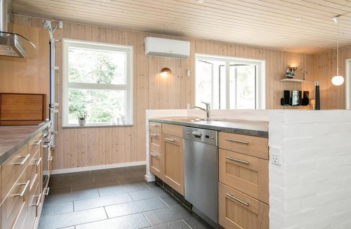 Odde House | Gorgeous home in Hadsund with WiFi