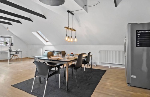 Hadsund House | Gorgeous home in Hadsund with WiFi