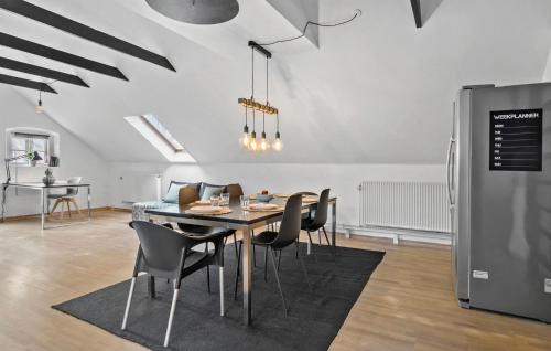 Hadsund House | Gorgeous Home In Hadsund With Wifi