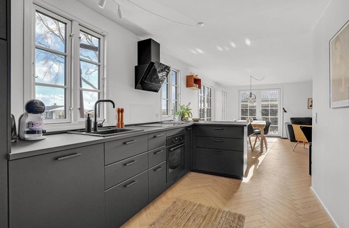 Hejlsminde Strand House | Gorgeous home in Hejls with kitchen