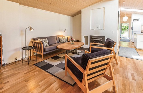 Hoensinge House | Gorgeous home in Højby with WiFi