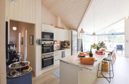 Hojby House | Gorgeous home in Højby with sauna