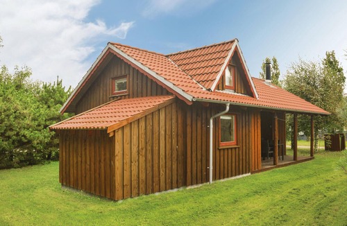 Hovborg House | Gorgeous home in Hovborg with WiFi