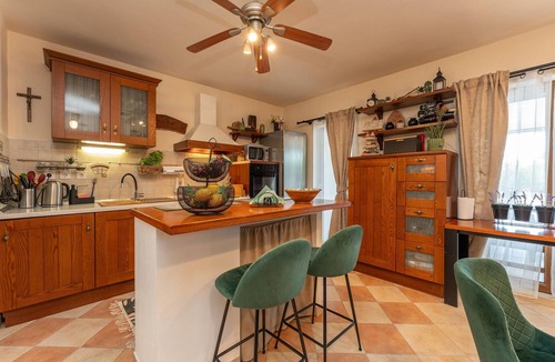 Zemunik Donji House | Gorgeous home in Donji Zemunik with sauna