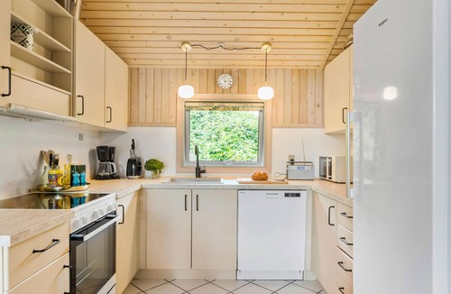 Østerskov House | Gorgeous home in Humble with sauna