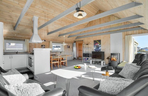 Argab House | Gorgeous home in Hvide Sande with sauna