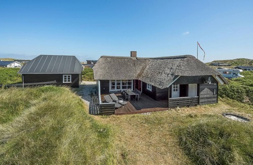 Argab House | Gorgeous home in Hvide Sande with sauna