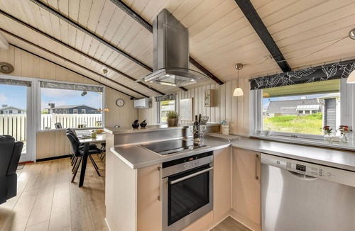 Bjerregaard House | Gorgeous home in Hvide Sande with WiFi