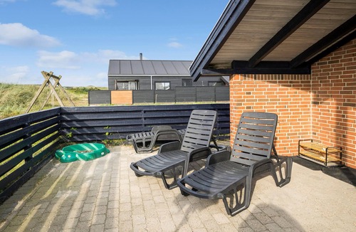 Hvide Sande House | Gorgeous home in Hvide Sande with sauna