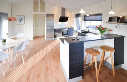 Bjerregard Strand House | Gorgeous home in Hvide Sande with sauna