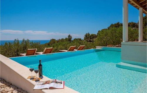 Sveta Nedjelja House | Gorgeous Home In Hvar-Jelsa