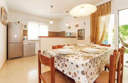 Jadranovo House | Gorgeous home in Jadranovo