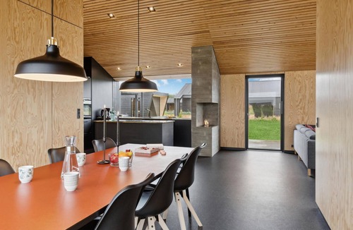 Bratten Strand House | Gorgeous home in Jerup with WiFi